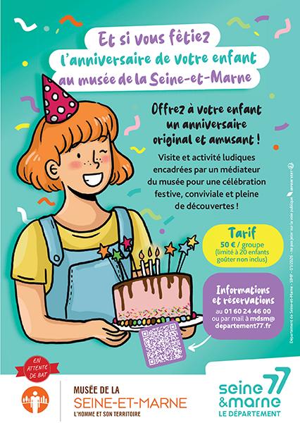 Affiche en couleur une petite fille, vêtue d'une salopette bleue et d'un tee-shirt jaune, coiffée d'un chapeau pointu tient à la main un plat sur lequel est posé un gâteau d'anniversaire décoré d'étoiles et de bougies. Elle sourit et fait un clin d'œil. 